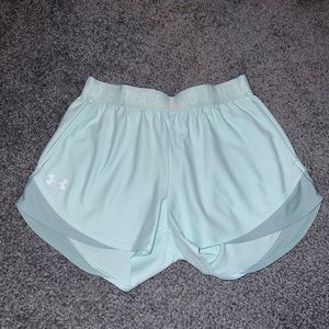 UA ATHLETIC SHORTS W/ POCKETS